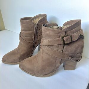 Charlotte Russe Suede Boot Heels, Size 8